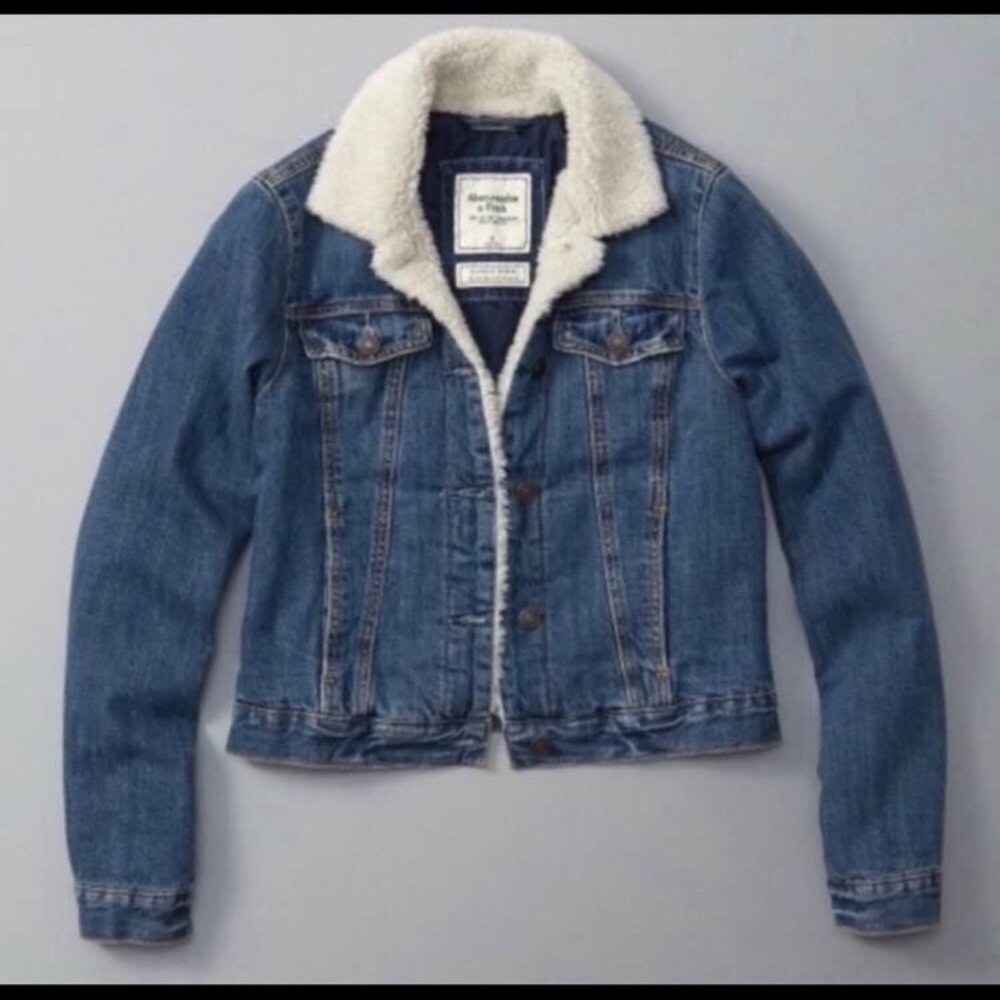 Abercrombie & Fitch Blue Denim Jean Jacket with Cream Sherpa Collar